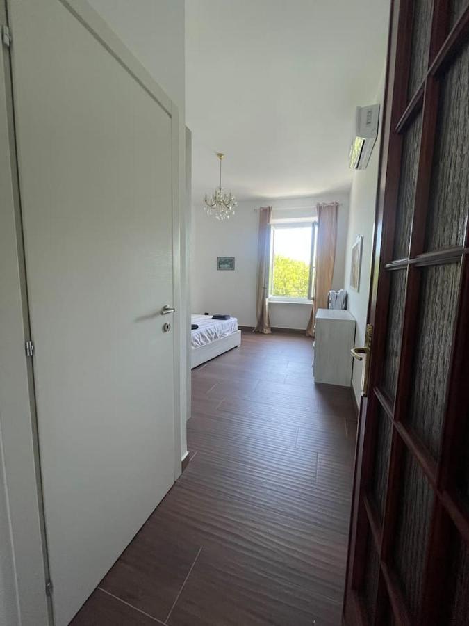 Autumn Apartment Vado Ligure Luaran gambar