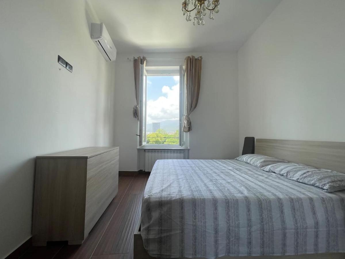 Autumn Apartment Vado Ligure Luaran gambar